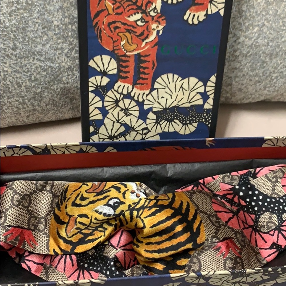 Authentic GUCCI headband